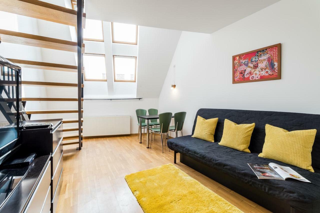 Bpr Soho Boutique Home With Ac Budapest Esterno foto