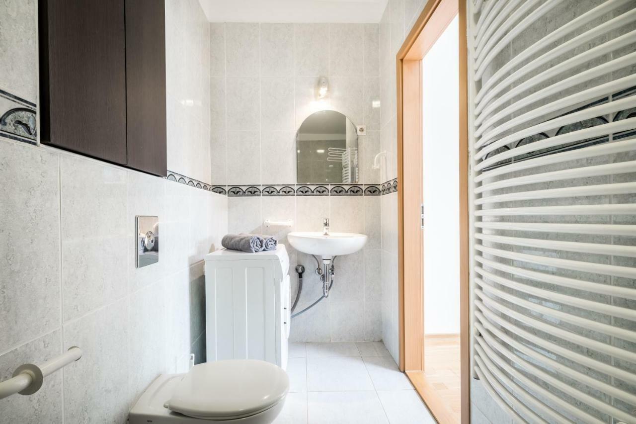 Bpr Soho Boutique Home With Ac Budapest Esterno foto